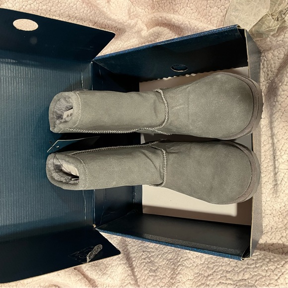 Shoes - Gray EMU Australia Paterson Lo Boots – Size 9